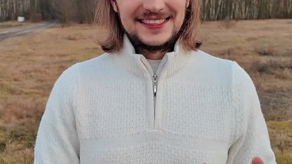 Sadź sady! Sady tworzą osady, a sąsiady ambasady  Pierwszy Język 