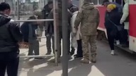 Ukraina.  Łapanki w mięsa armatniego w komunikacji miejskiej.