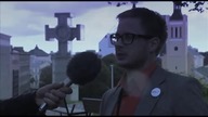 Piorun trafił w mikrofon reportera