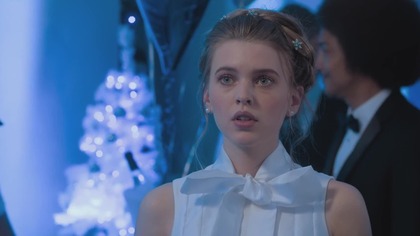 Życie w cuglach Świąteczny występ (2018) [Lektor PL]