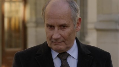 Morderstwa na zamku w Chantil .  (2023)