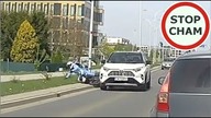 Celowe zepchnięcie motocyklistki we Wrocławiu #1833 Wasze Filmy
