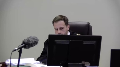 NO I SIĘ WYDAŁO! BRAUN PRZYCISNĄŁ NACZELNEGO RABlNA POLSKI NA ROZPRAWIE SĄDOWEJ!