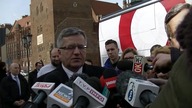 BOR ODSUWA I ZABIERA SIŁĄ DZIENNIKARZA SŁAWOMIRA ZIEMBIŃSKIEGO OD KAMERY