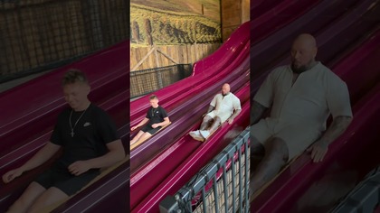 Mandoria #buczer #fun #funny #funnyvideo #shorts #shortvideo #mandoria #rollercoaster #funpark #kids