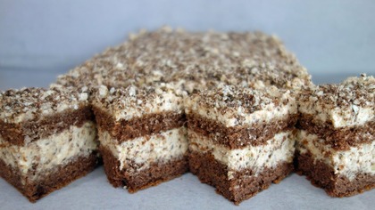 Ciasto Chrupiące Marzenie  z kremem mascarpone i orzechami