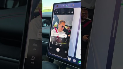 Jak legalnie używać telefonu w trakcie jazdy? #xiaomi #xiaomisu7 #danielgrzyb #elektromobilność
