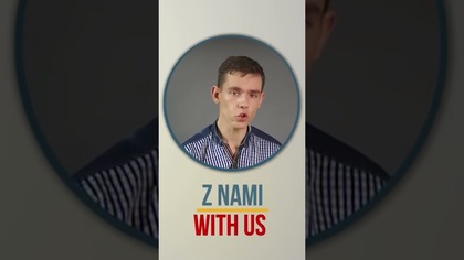 PRAKTYCZNY przykład zdania PRESENT CONTINUOUS #angielski #shorts