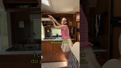 Wnętrze kampera po przeróbkach.  Kamper na pełen etat.