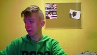 ŚMIEJESZ SIĘ ?!  JESZ CYTRYNE
