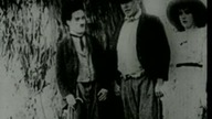 Fatalny Młotek (1914) - komedia slapstickowa z Charlieem Chaplinem | Komedia Starego Kina