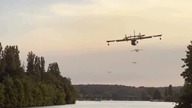 Widział ktoś taki samolot strażacki? A model kartonowy? #modelarstwo #aviation #automobile
