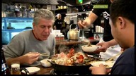 Anthony Bourdain; Bez rezerwacji - kontrowersyjny odcinek na KuchniaTV (15. 05. 2010)