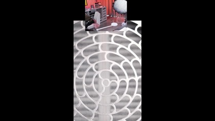 Kolejny dzień kolejne pazy