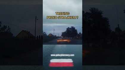 Trening przed strajkiem?  Ciągnik gubi części po drodze!  #rolnik #ciągnik #humor #polskadroga