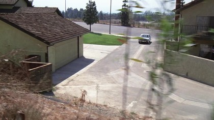 E. T.  (1982) Lektor FHD