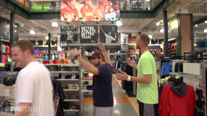 Niesamowite rzuty i uderzenia czyli: Dude Perfect i "All Sports Edition"