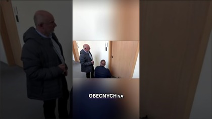 Policja wparowała do KRS! Zdemolowali drzwi i ukradli akta! #shorts