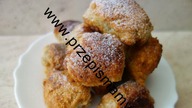 Szybkie pączki bananowe! Przepis na mini pączusie w kilka minut