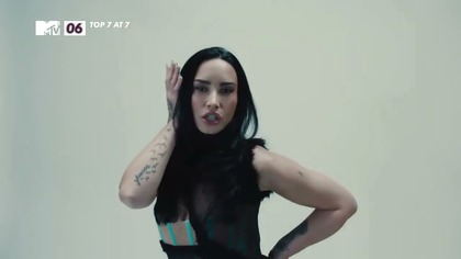 [FAKE] Demi Lovato - Kiss [MTV POLSKA] (TOP 7 AT 7) {2015}