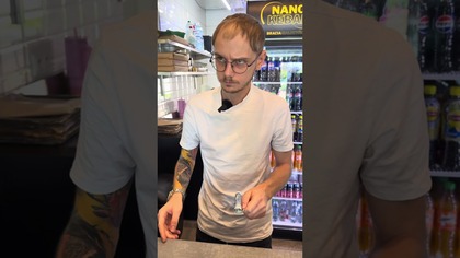 NAJEDZONY KLIENT PRZYSZEDŁ NA KEBAB