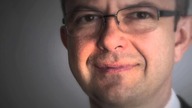 Bracia, którzy zarobili na krzesłach, na których zasiadali światowi przywódcy - [ BizSylwetki ]