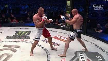 KSW BACKGROUND Mariusz Pudzianowski Sztuki Walki