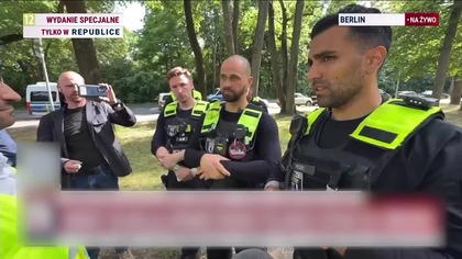 1527 I tak już na zakończenie całej imby Bąkiewicza w Berlinie.  Bąkiewicz doskonale wiedział, jak ma  (1)