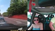 Kobieta z kierownią