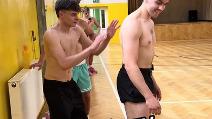 znasz kogoś kto skacze wyżej? #shorts