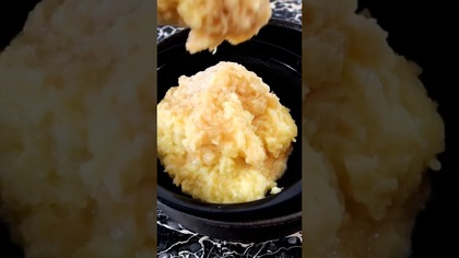 Placki ziemniaczane z kapustą kiszoną i kiełbasą #shorts #smakowitedania #recipe #pyszne #przepis