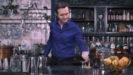 Jak zrobić Cosmopolitan - przepis na klasycznego drinka z wódką