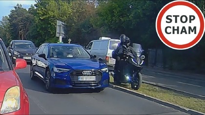 Kolizja motocyklisty w Audi w Ząbkach #1886 Wasze Filmy