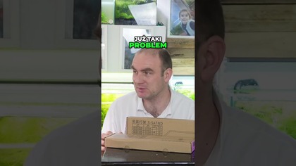 Uchwyty do lamp nad akwarium.