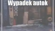 Wypadek autokaru.  Do szpitali trafiło 20 pasażerów