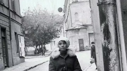 Journalist Alwida Bajor on Universiteto Street in Vilnius, 1960s