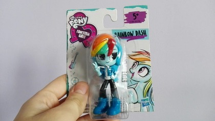Recenzja lalki Equestria Girls Minis Chibi - Rainbow Dash