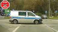 Zderzenie radiowozu z Suzuki Swift na światłach w Gorzowie Wielkopolskim.  STOP PIRAT