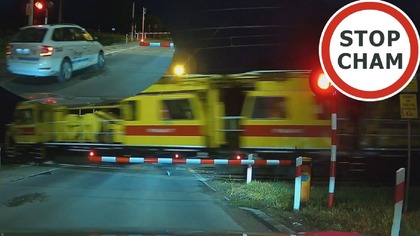 Uber nie czeka na podniesienie szlabanu - a tam pociąg #1933 Wasze Filmy