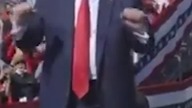 Dla kogo pracuje Donald Trump? #shorts
