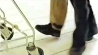 Adam Małysz na wózku sklepowym - reklama Goplany (2002)