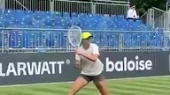 ŚWIĄTEK WRACA DO GRY!#shorts #tennis
