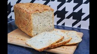 Domowy chrupiący chleb pszenny z ziarnami 2,5 kg