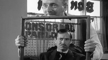 Miasto.  bezprawia.  (1946)