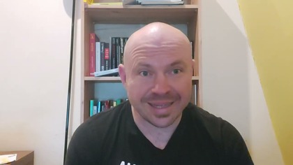 Atak nożem w taksówce.  Kobieta grozi śmiercią...