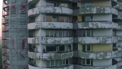 Base jumping prosto z Katowic