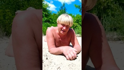 Na golasa na plaży - Gracjan Roztocki