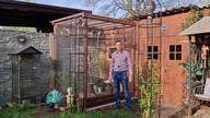 W Garden kuRaż * Kury na wybiegu * 21.  04.  2025