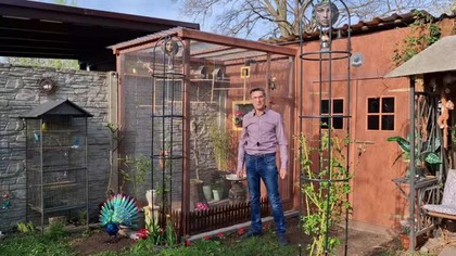 W Garden kuRaż * Kury na wybiegu * 21.  04.  2025