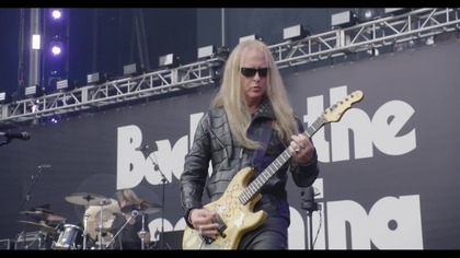 Alice In Chains - Fairies Wear Boots (Black Sabbath cover) - Back To The Beginning
